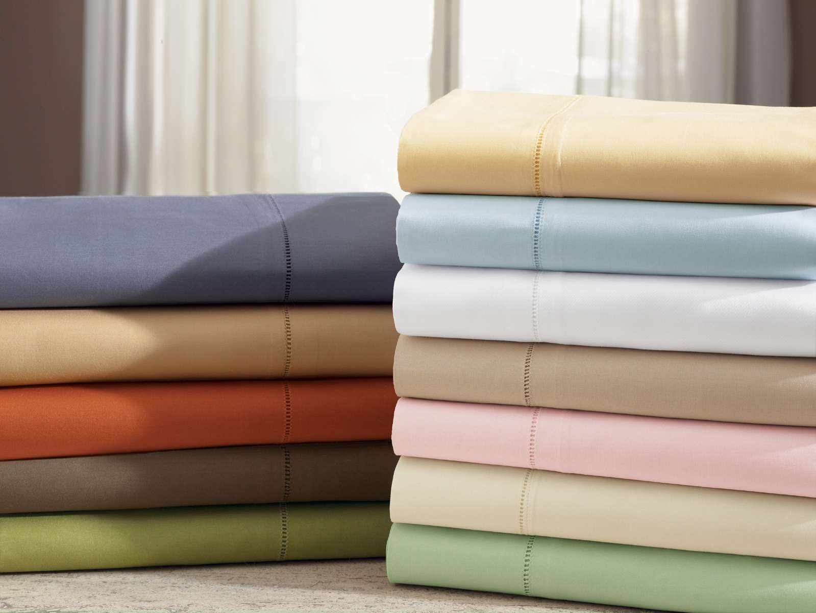 Bedsheet-Stack - UAE Towel